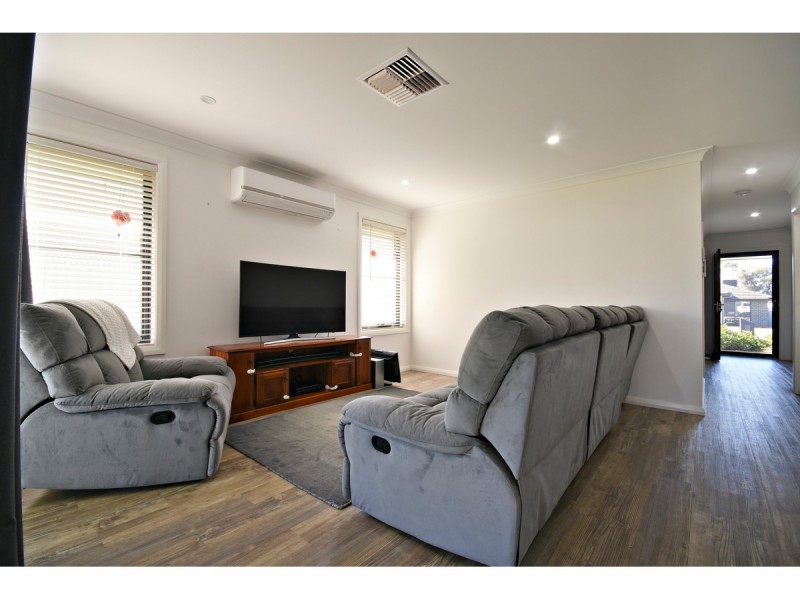12 Apsley Crescent, Dubbo NSW 2830
