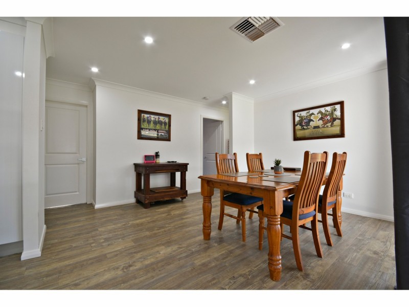 12 Apsley Crescent, Dubbo NSW 2830
