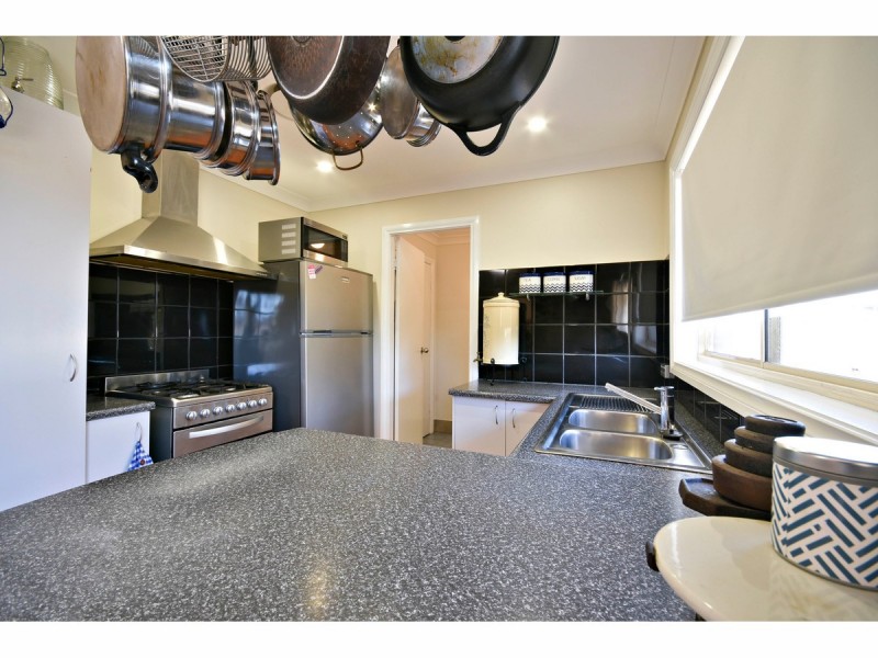 27 Pegasus Place, Dubbo NSW 2830