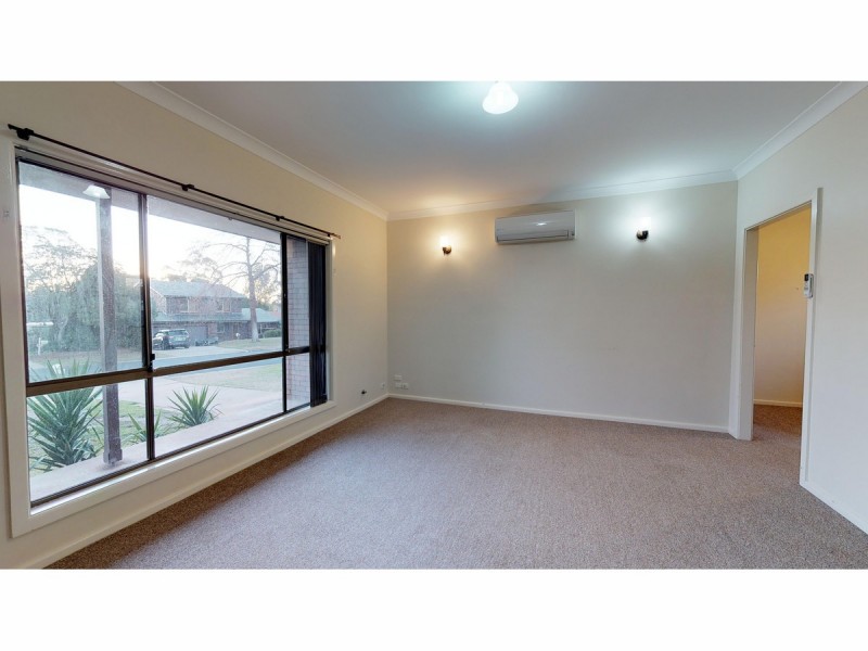 39 Hazelwood Drive, Dubbo NSW 2830