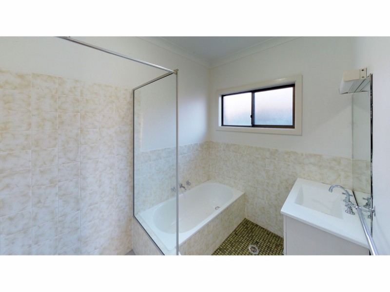 39 Hazelwood Drive, Dubbo NSW 2830