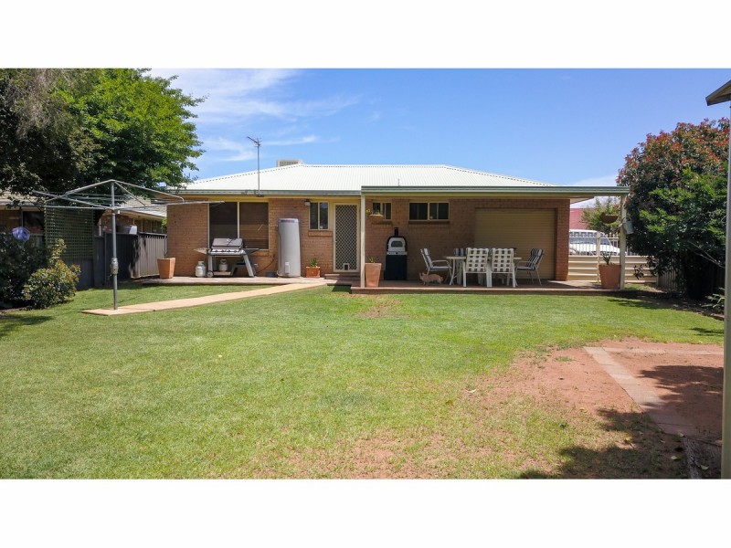 26 Davidson Drive, Dubbo NSW 2830