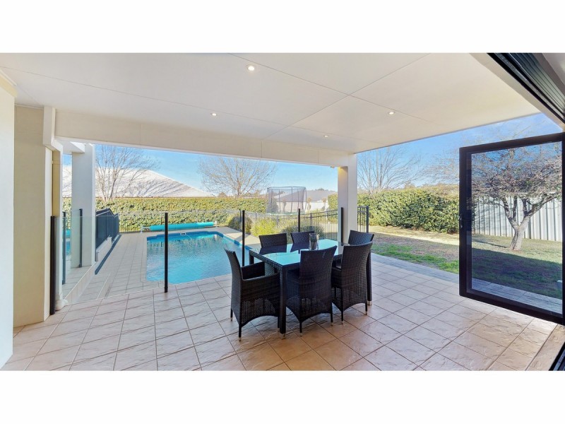 19 Lakeside Circuit, Dubbo NSW 2830