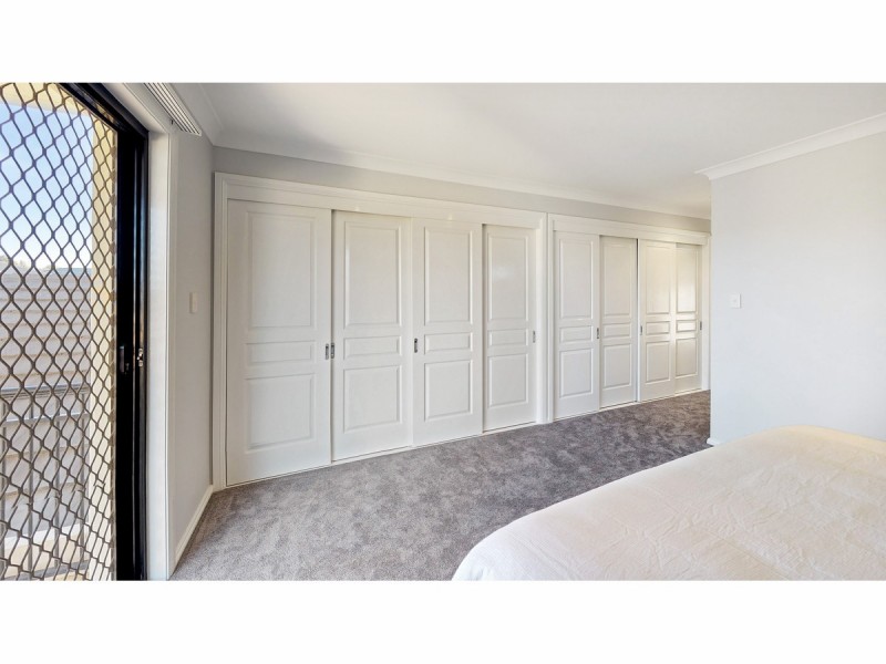 19 Lakeside Circuit, Dubbo NSW 2830