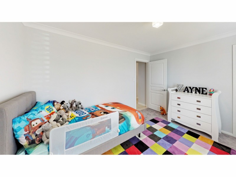 19 Lakeside Circuit, Dubbo NSW 2830