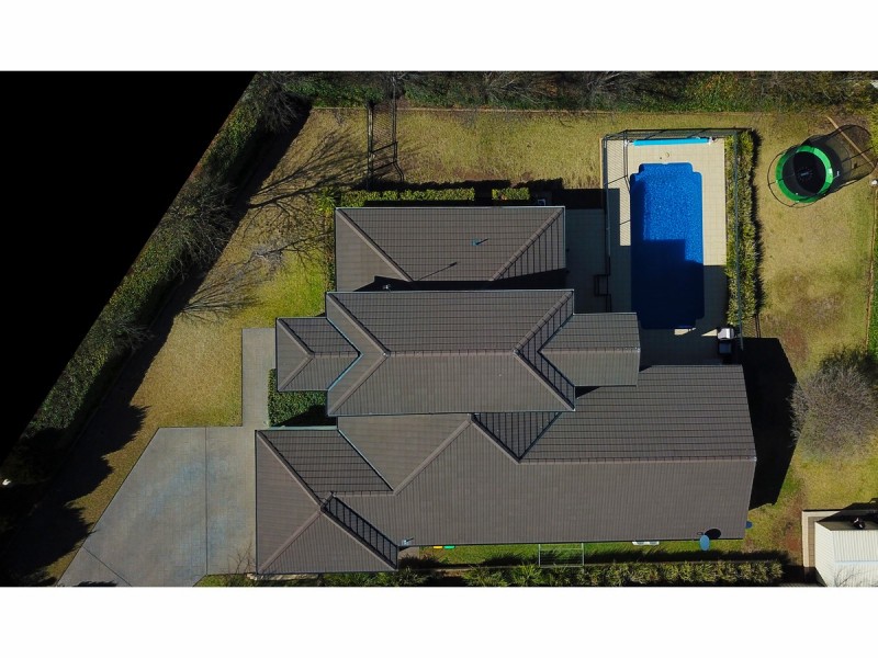 19 Lakeside Circuit, Dubbo NSW 2830