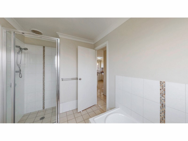 33 Catherine Drive, Dubbo NSW 2830