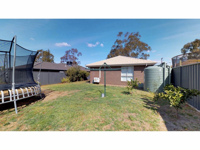 33 Catherine Drive, Dubbo NSW 2830