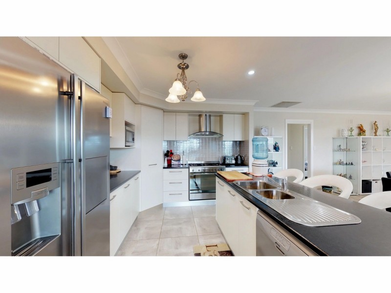 20 Champagne Drive, Dubbo NSW 2830