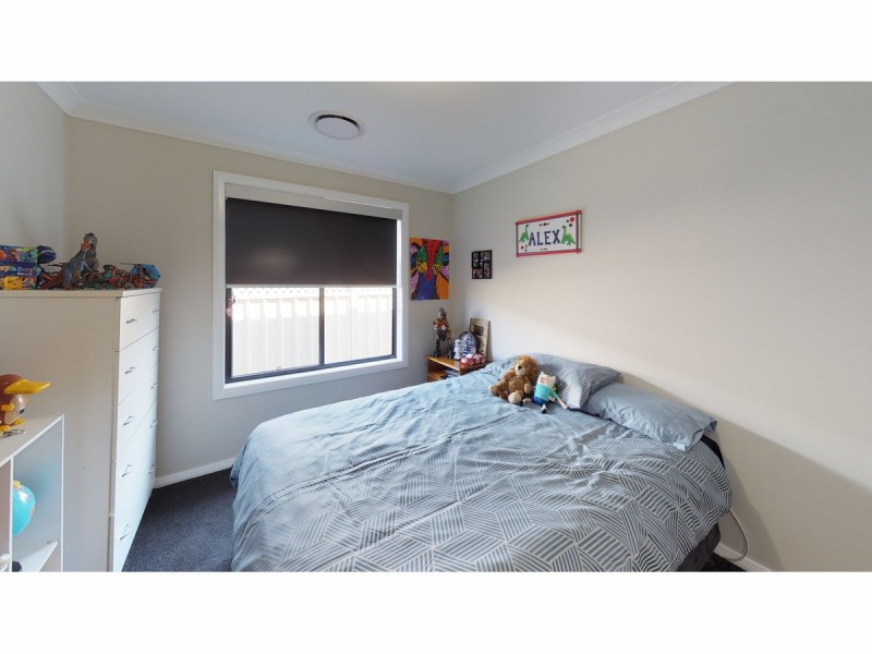 20 Champagne Drive, Dubbo NSW 2830