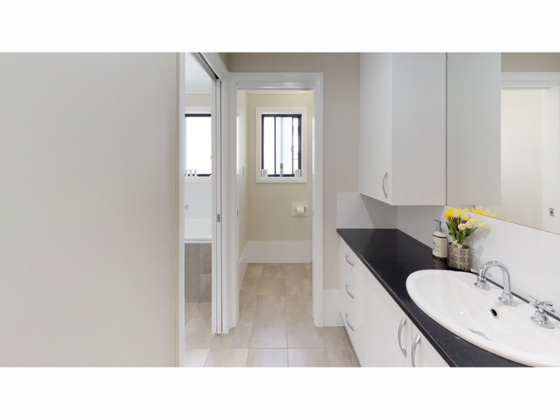 20 Champagne Drive, Dubbo NSW 2830