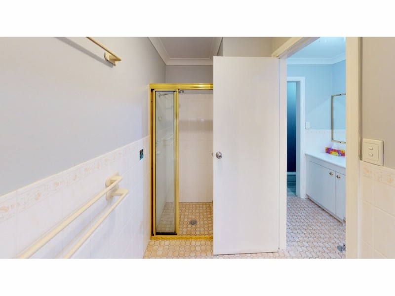 6 Magpie Close, Dubbo NSW 2830