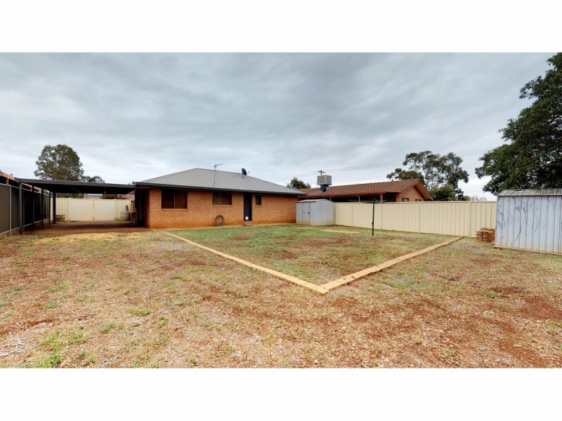4 Wills Street, Dubbo NSW 2830