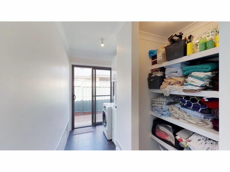70 Dunheved Circle, Dubbo NSW 2830