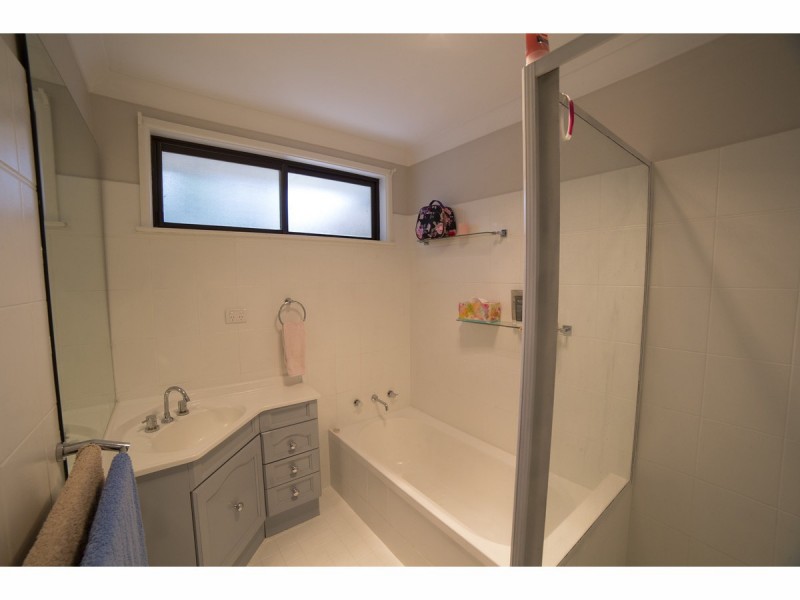 2 Meurer Court, Dubbo NSW 2830