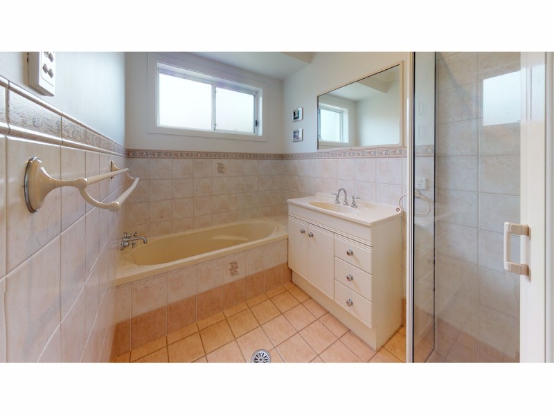 10 Poidevin Place, Dubbo NSW 2830