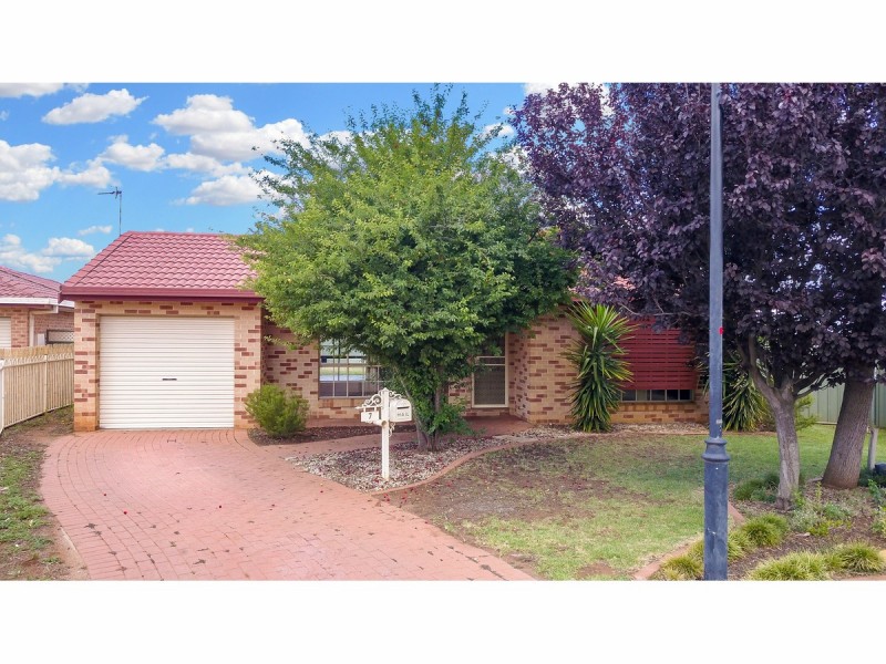 7 Todman Court, Dubbo NSW 2830