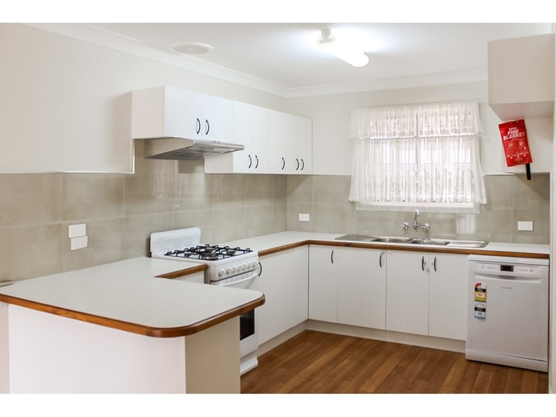 118 Cathundril Street, Narromine NSW 2821