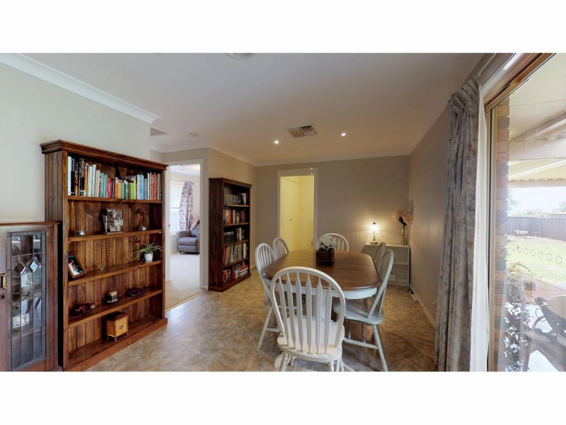 85 Websdale Drive, Dubbo NSW 2830