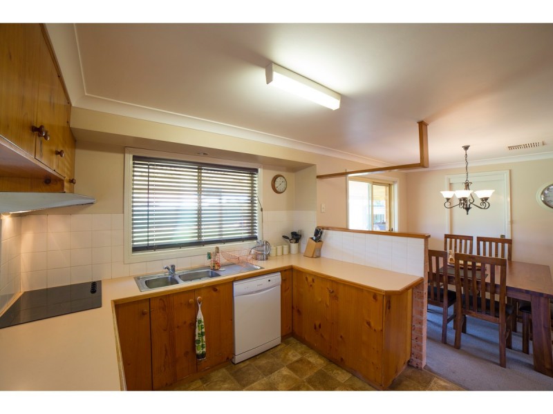 8 Currawong Road, Dubbo NSW 2830