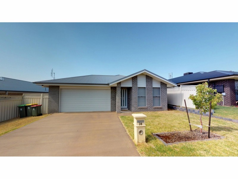 28 Sherrard Crescent, Dubbo NSW 2830