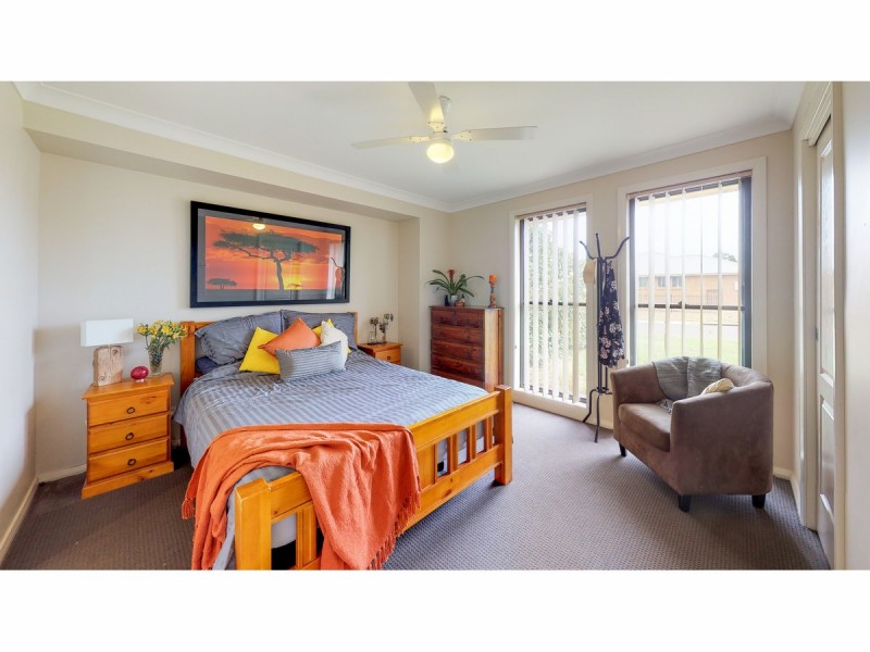 62 Dunheved Circle, Dubbo NSW 2830
