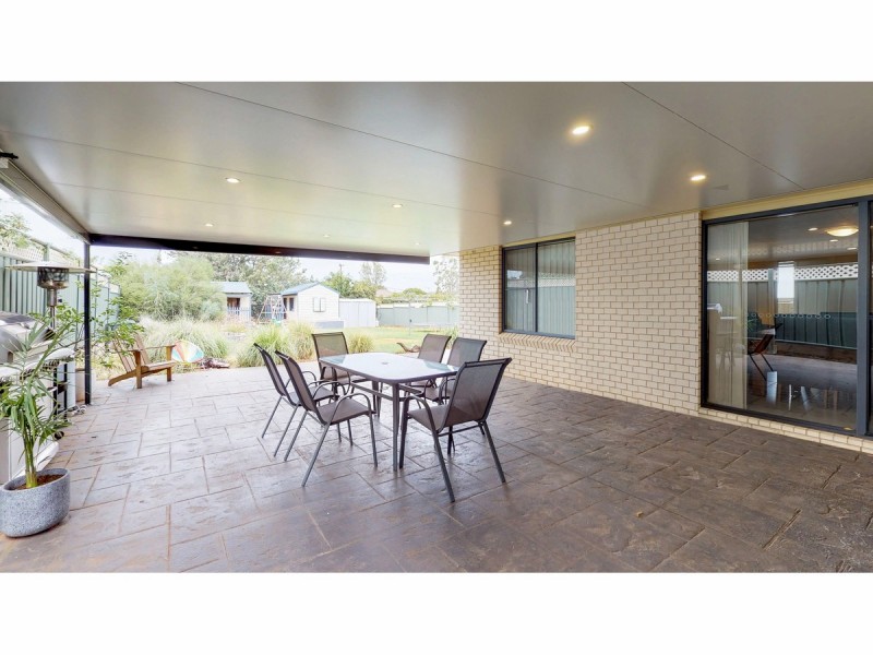62 Dunheved Circle, Dubbo NSW 2830