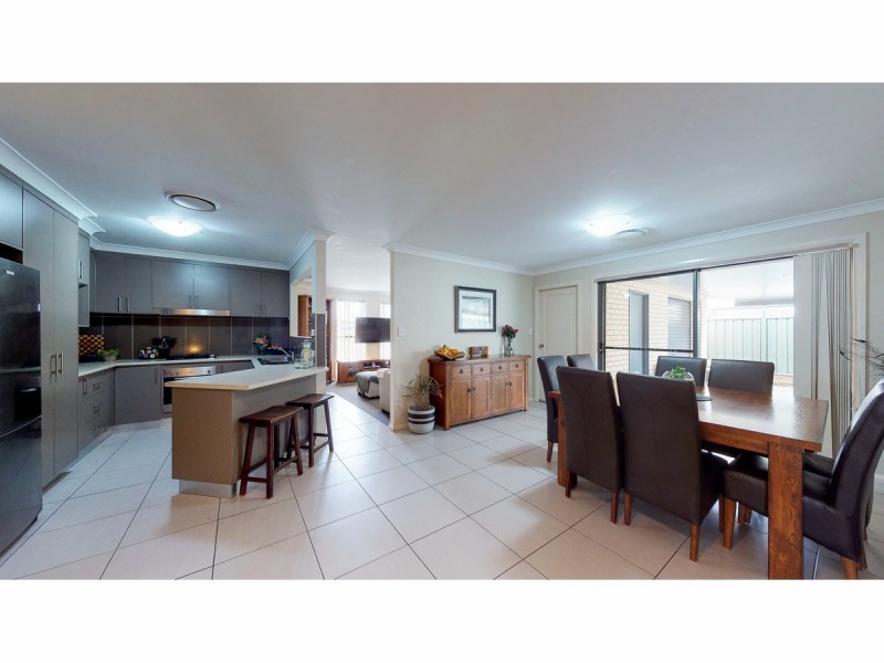 62 Dunheved Circle, Dubbo NSW 2830