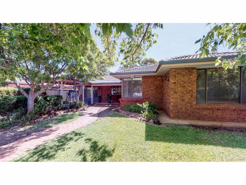 6 Mulga Court, Dubbo NSW 2830