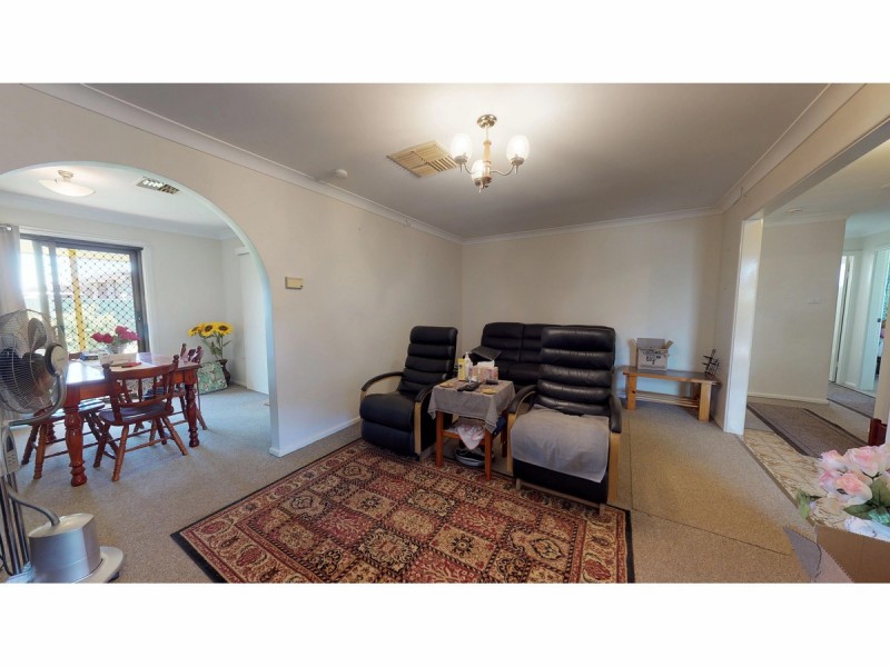 34 Mumford Crescent, Dubbo NSW 2830