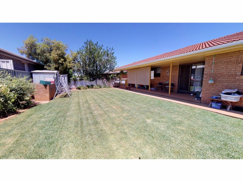 34 Mumford Crescent, Dubbo NSW 2830