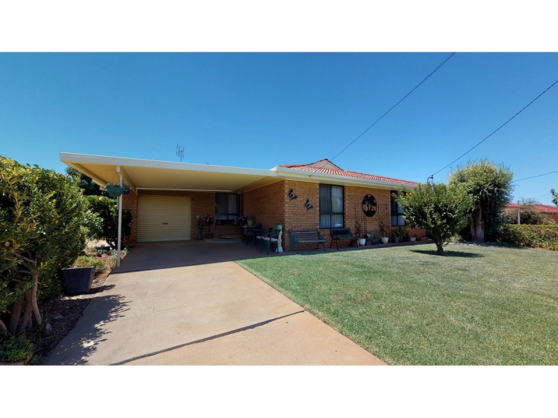 34 Mumford Crescent, Dubbo NSW 2830