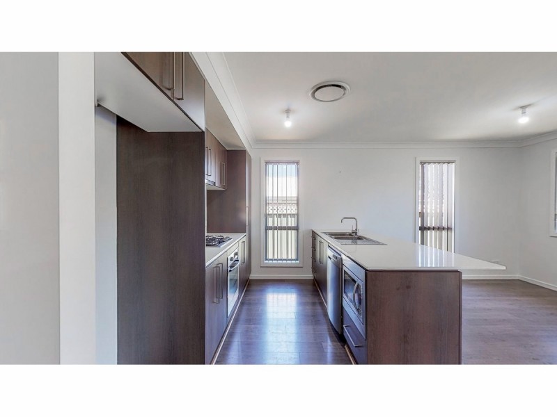 20 Dunheved Circle, Dubbo NSW 2830