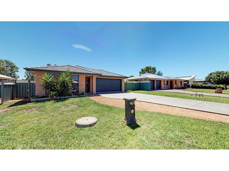 20 Dunheved Circle, Dubbo NSW 2830