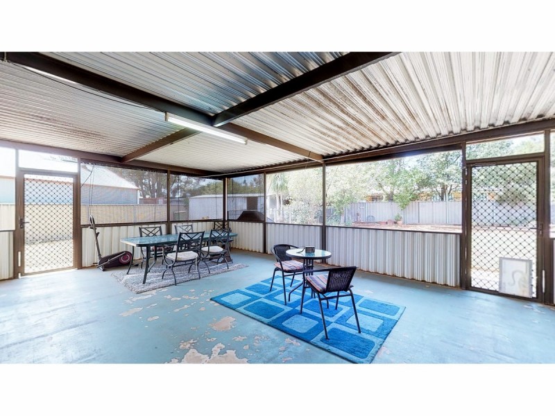 6 Tudor Place, Dubbo NSW 2830