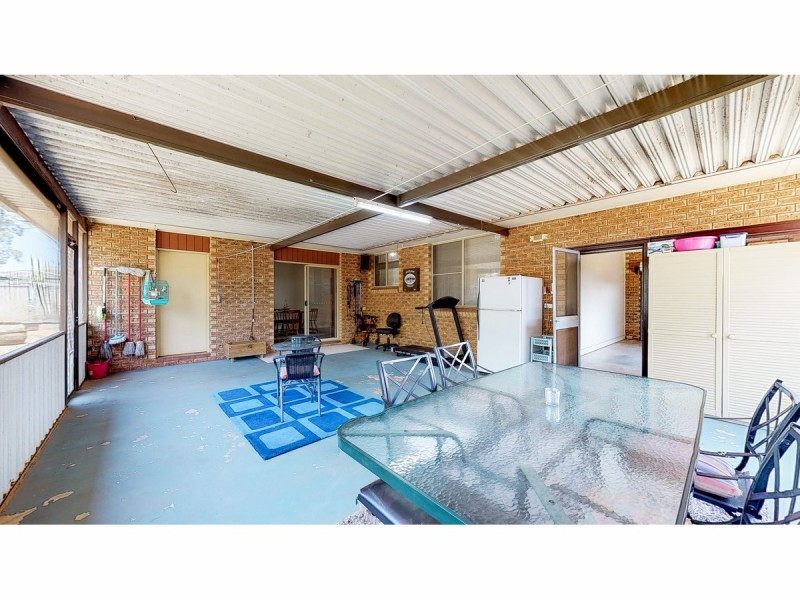 6 Tudor Place, Dubbo NSW 2830