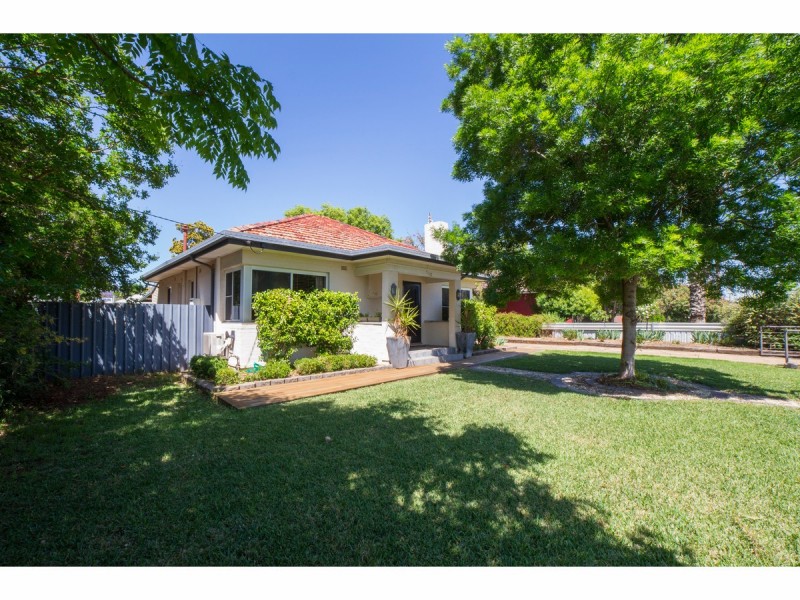 209 Wingewarra Street, Dubbo NSW 2830
