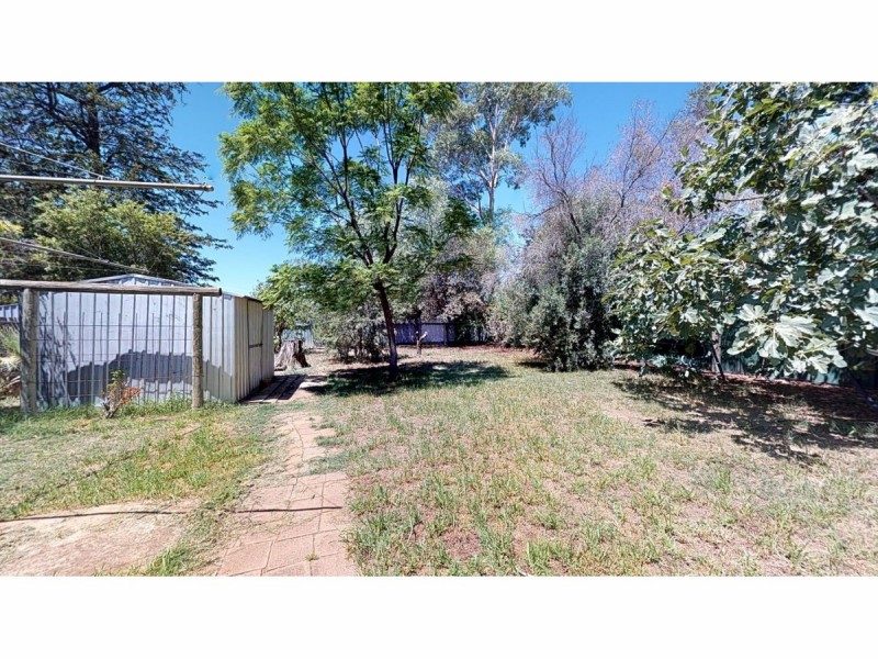 60 Sterling Street, Dubbo NSW 2830