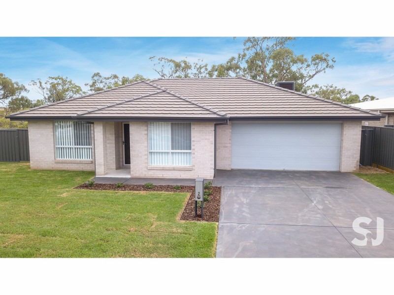 2 Boyd Avenue, Dubbo NSW 2830