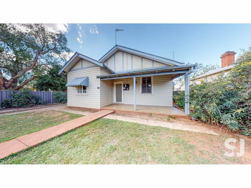 112 Wingewarra Street, Dubbo NSW 2830