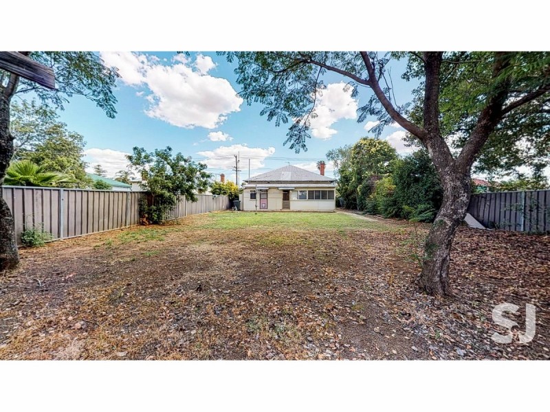 112 Wingewarra Street, Dubbo NSW 2830