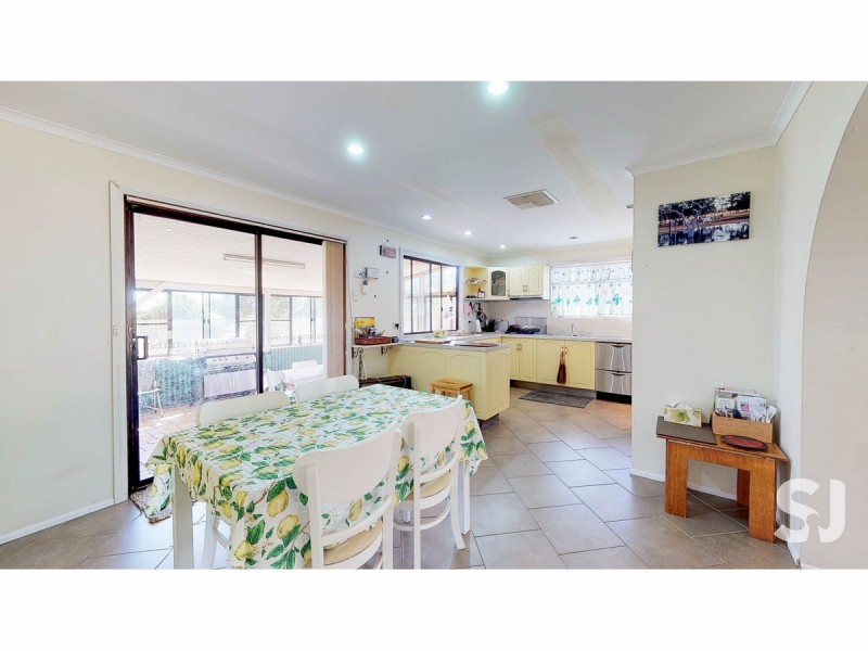 11R Tinks Road, Dubbo NSW 2830