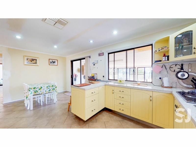 11R Tinks Road, Dubbo NSW 2830