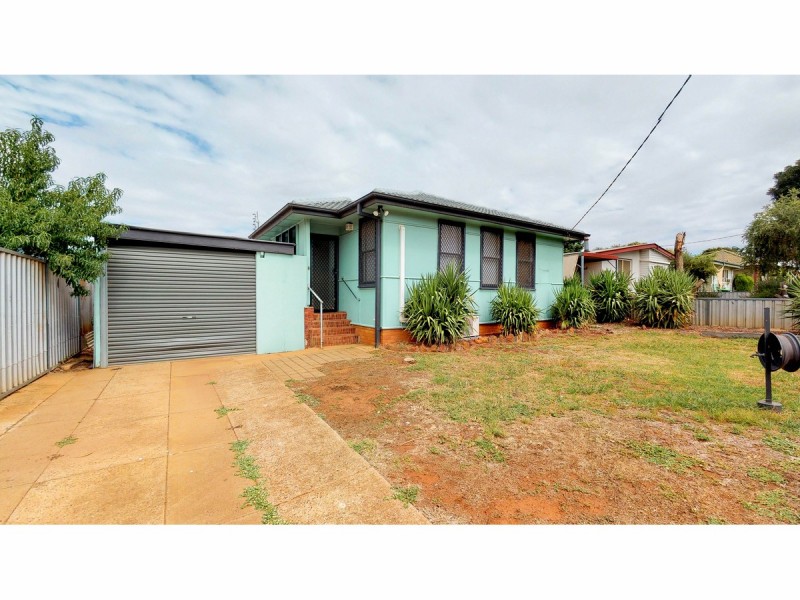 24 Yulong Street, Dubbo NSW 2830