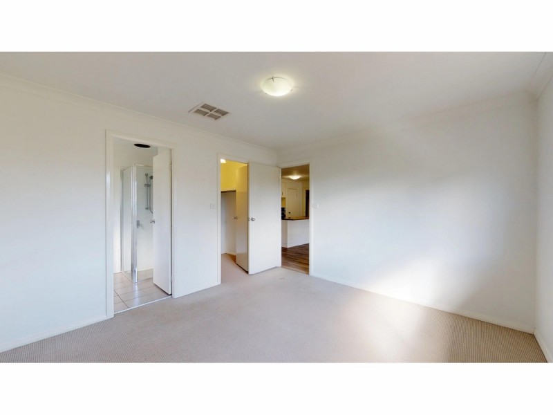 22 Dalbeattie Crescent, Dubbo NSW 2830