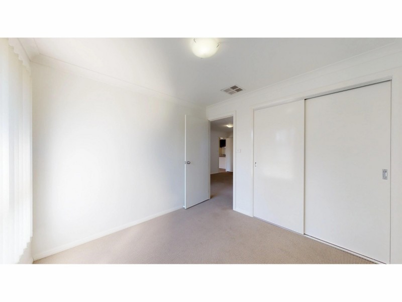 22 Dalbeattie Crescent, Dubbo NSW 2830