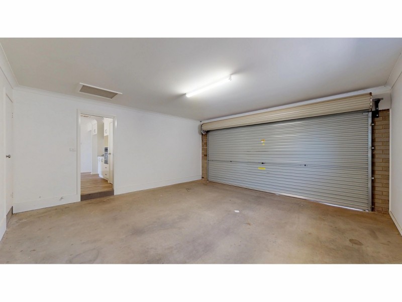 22 Dalbeattie Crescent, Dubbo NSW 2830