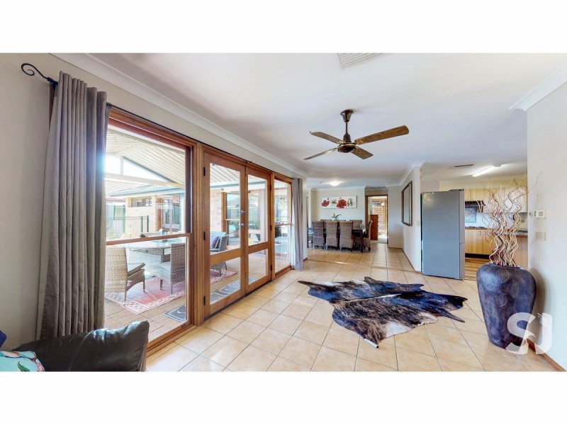 10 Tarlow Avenue, Dubbo NSW 2830