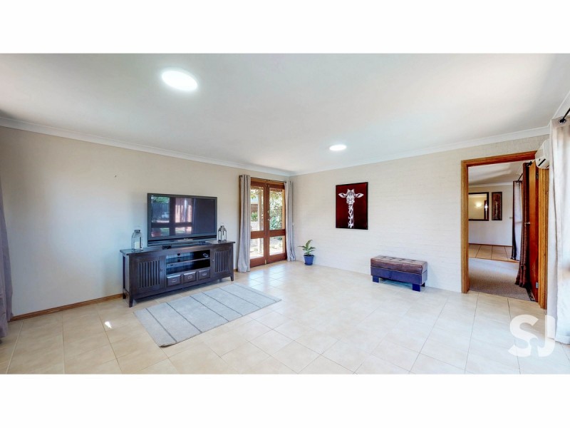 10 Tarlow Avenue, Dubbo NSW 2830