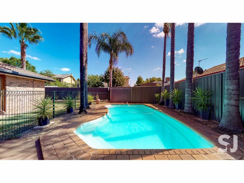 10 Tarlow Avenue, Dubbo NSW 2830